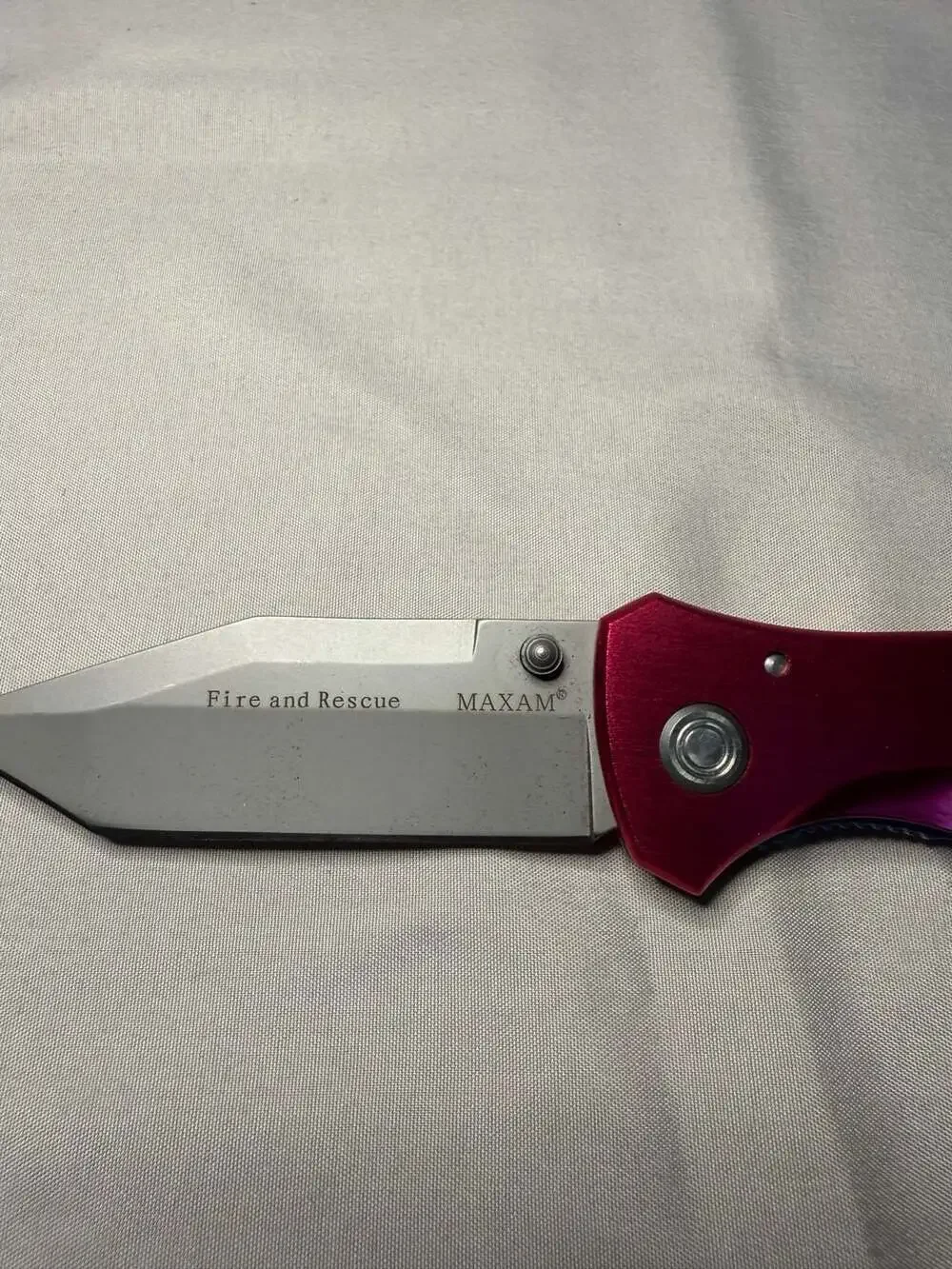 Maxam Fire and Rescue Knife Set with Tin Box